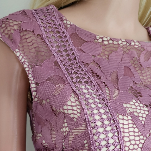 ASOS PURPLE DRESS MIDI LACE - Picture 4 of 13